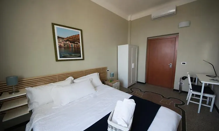 Luna Rooms Savona