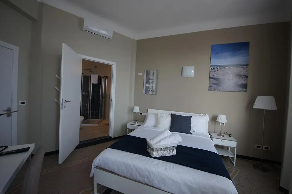 Guest house Luna Rooms Savona