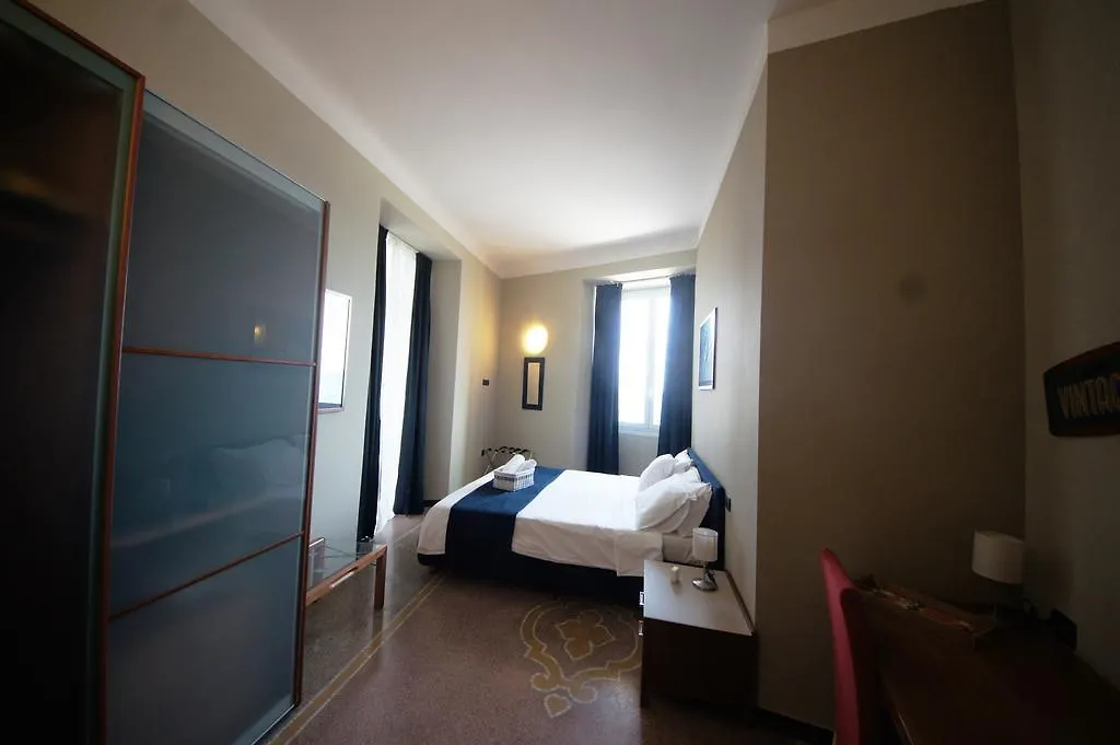 Affittacamere Luna Rooms Savona